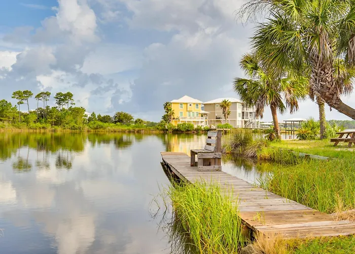 W/ Pool: Walk To Beaches! Holiday home Gulf Shores